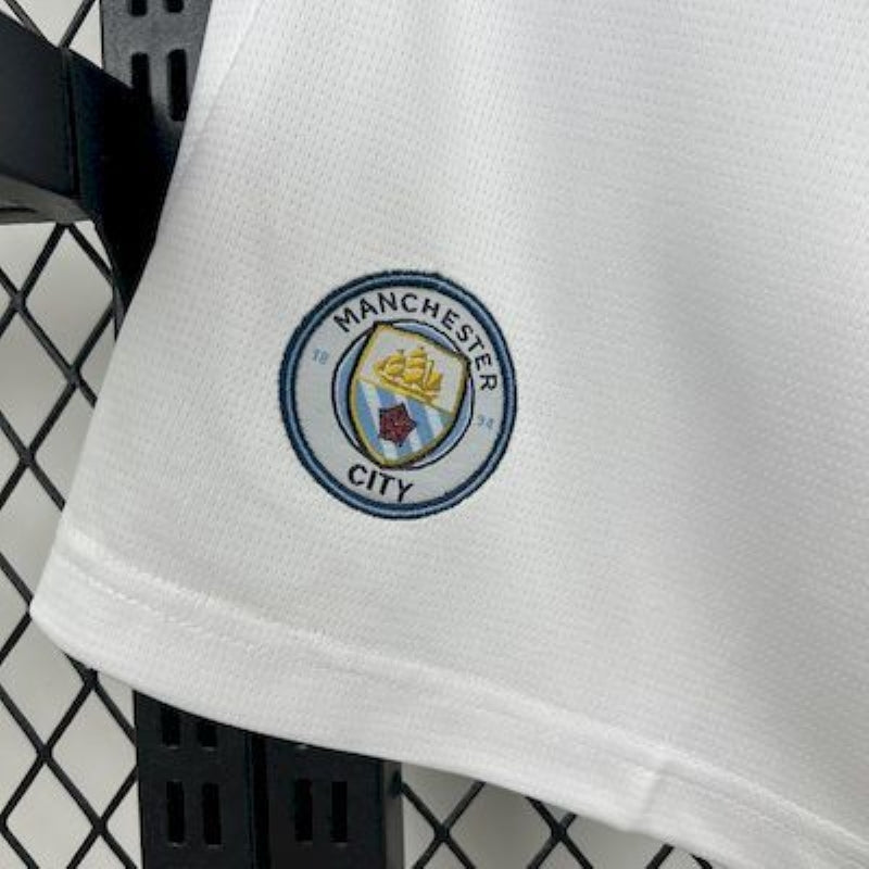 team logo view on the Manchester City 25/26 Home White Shorts