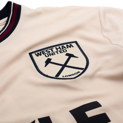 team logo view on the Umbro West Ham United 2025/26 Away Shirt