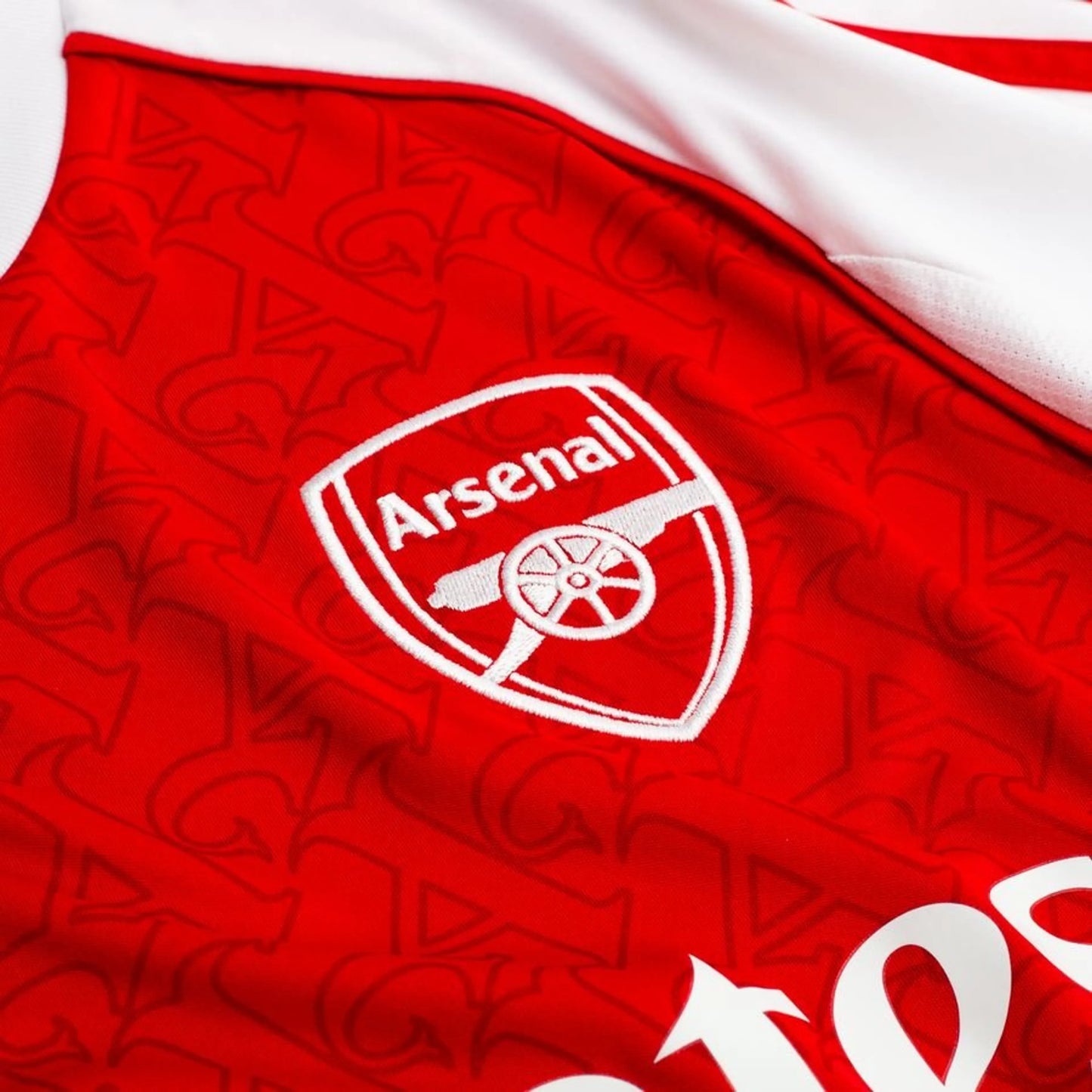 team logo view of the adidas Arsenal Home Shirt 2025/26 Women - Red/White